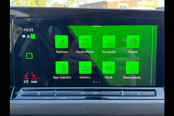 Volkswagen Golf e-HYBRID PHEV 204PK DSG STYLE CAMERA/NAVI/STUURVERW.