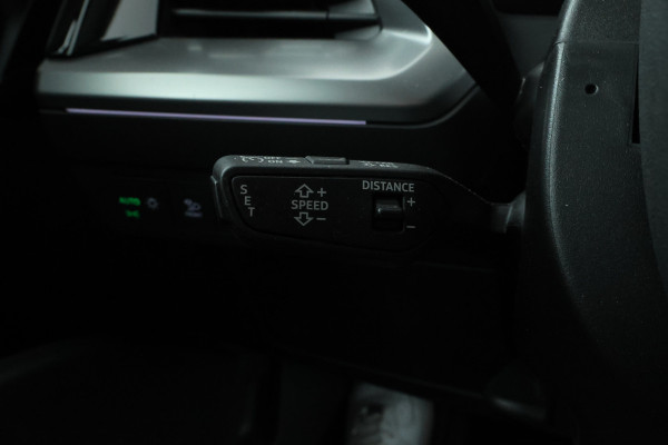 Audi Q4 e-tron 45 quattro S edition 77 kWh 265PK, S-line! Leer, Climate,