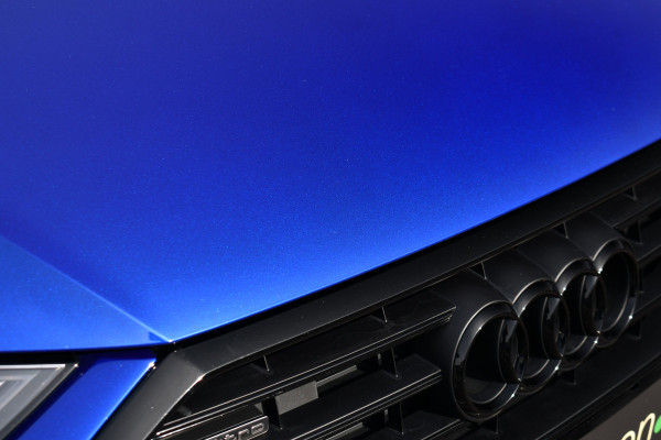 Audi A6 Limousine 55 TFSI e quattro Competition Pano Ultra-blau HUD ACC B&O