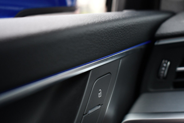 Audi A6 Limousine 55 TFSI e quattro Competition Pano Ultra-blau HUD ACC B&O