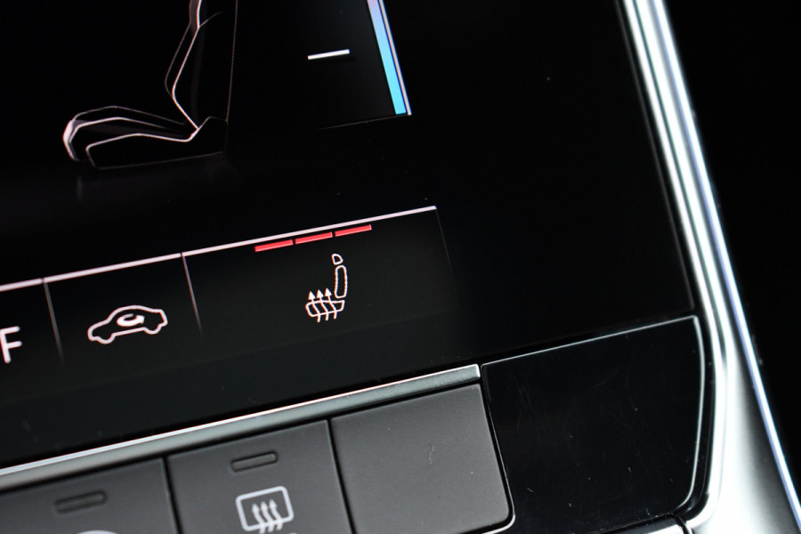 Audi A6 Limousine 55 TFSI e quattro Competition Pano Ultra-blau HUD ACC B&O