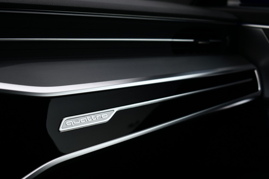 Audi A6 Limousine 55 TFSI e quattro Competition Pano Ultra-blau HUD ACC B&O