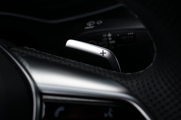 Audi A6 Limousine 55 TFSI e quattro Competition Pano Ultra-blau HUD ACC B&O