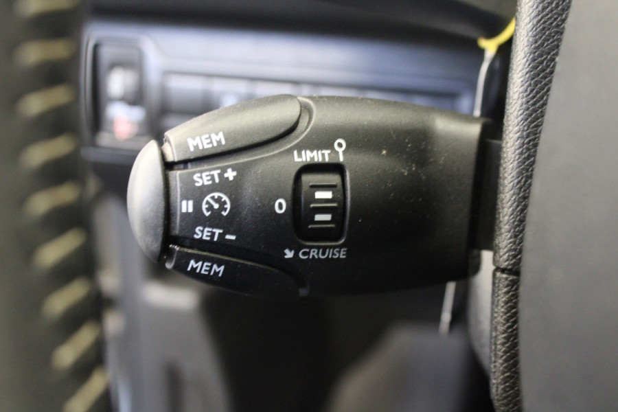 Peugeot 308 SW 1.2 PureTech Blue Lease Premium |Pano|Trekhaak|Camera|