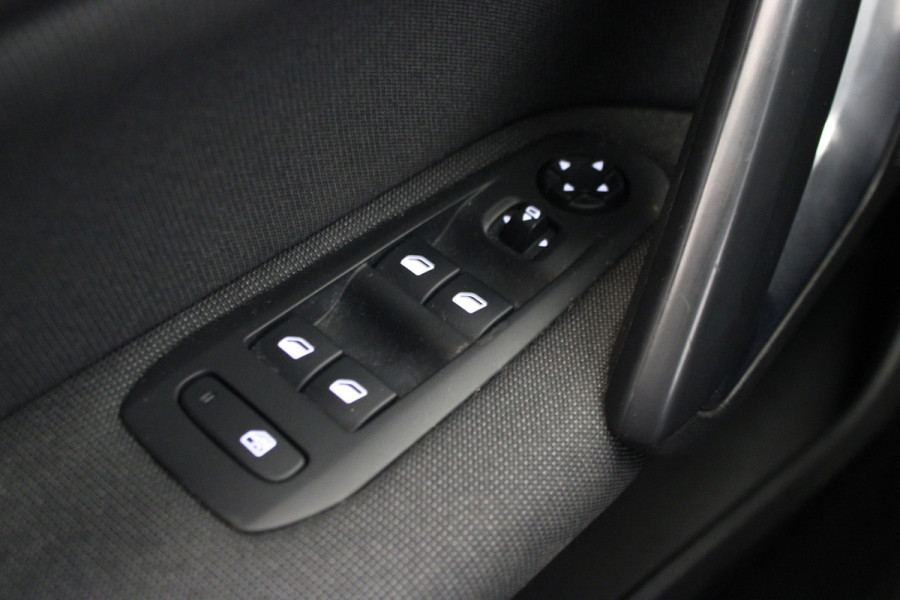 Peugeot 308 SW 1.2 PureTech Blue Lease Premium |Pano|Trekhaak|Camera|