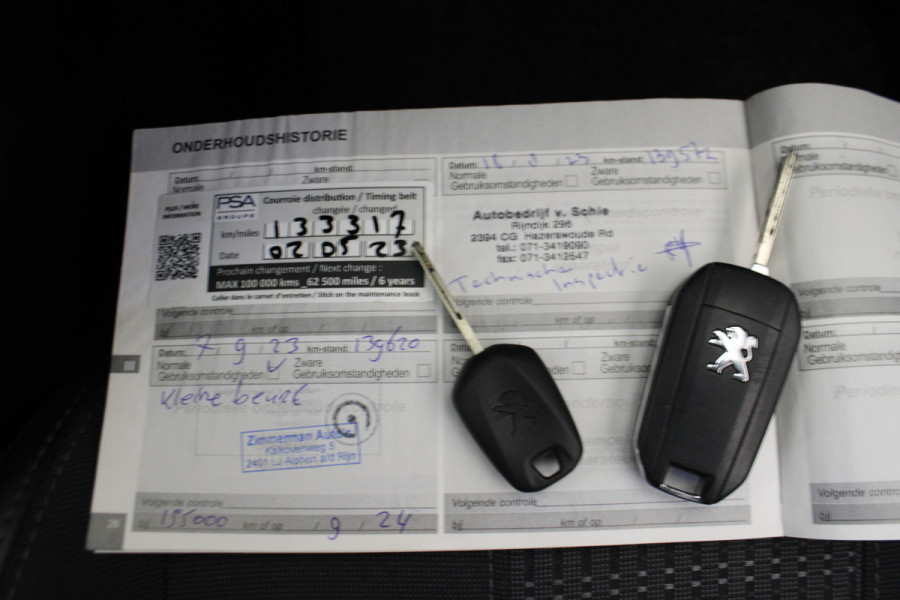 Peugeot 308 SW 1.2 PureTech Blue Lease Premium |Pano|Trekhaak|Camera|