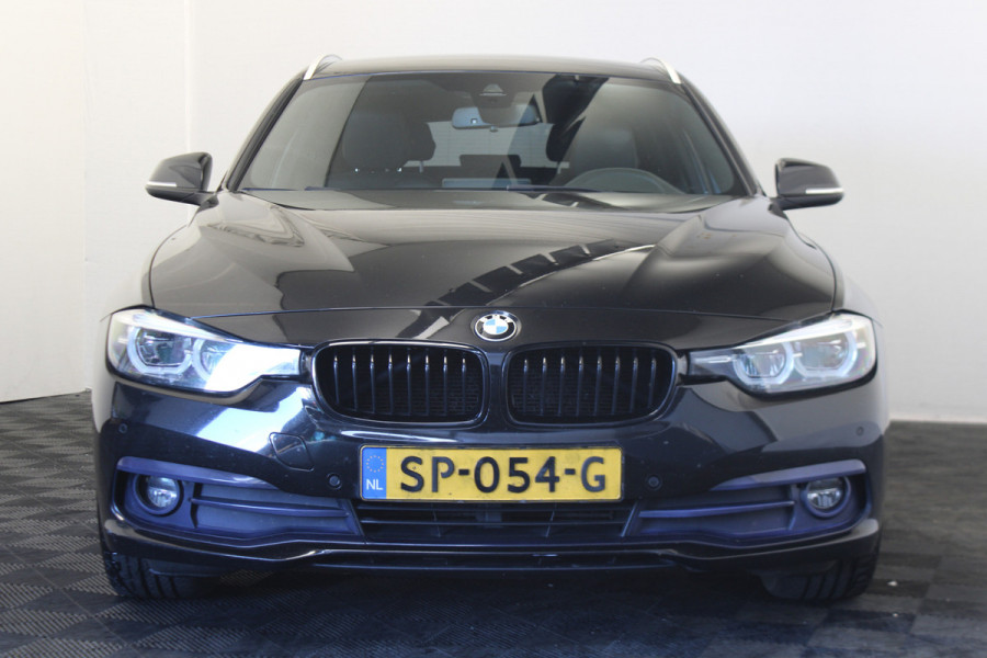 BMW 3 Serie Touring 320d EDE Saphir Edition |Navi|Leder|Camera|
