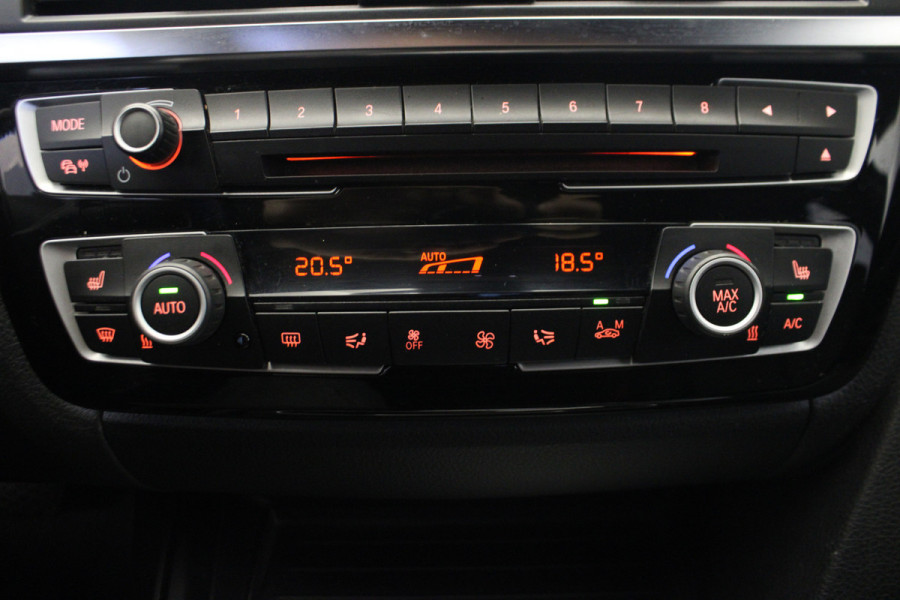 BMW 3 Serie Touring 320d EDE Saphir Edition |Navi|Leder|Camera|