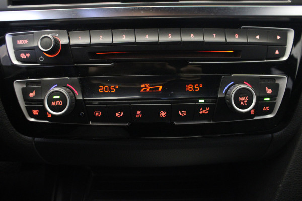 BMW 3 Serie Touring 320d EDE Saphir Edition |Navi|Leder|Camera|