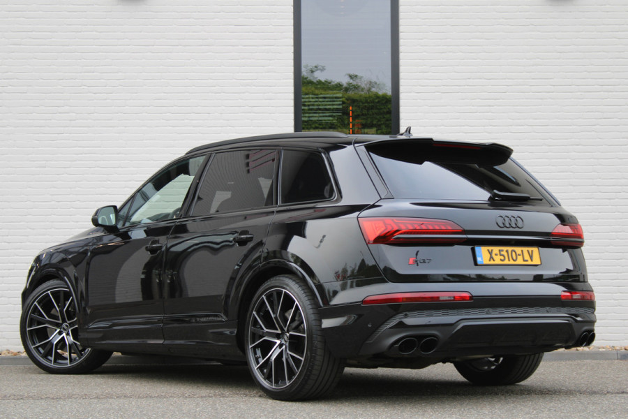 Audi Q7 4.0 TDI SQ7 quattro / Pano / 7-pers / Luchtvering / 4W-Sturing / Massage / Vol Opties / NIEUWSTAAT