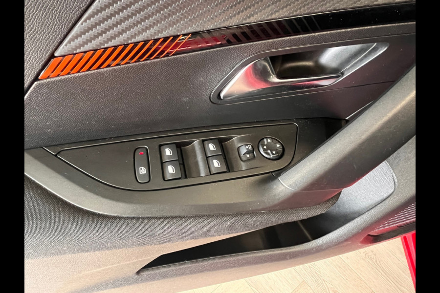 Peugeot e-2008 EV Active Pack 50 kWh CAMERA PDC ACHTER CRUISE CONTROL APPLE CARPLAY LED