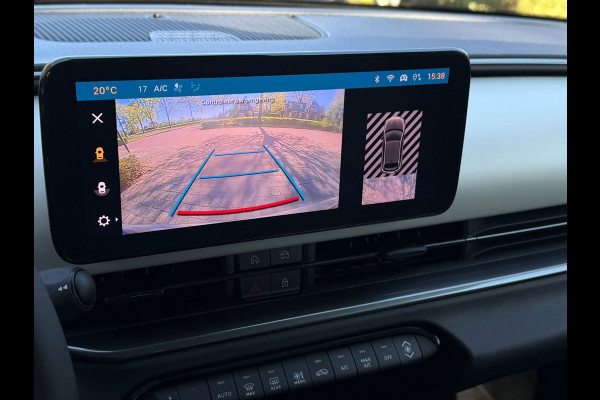 Fiat 600E La Prima 54 kWh, achteruitrijcamera,lederen interieur, stoelverwarming, 9360 km, 1 e eigenaar