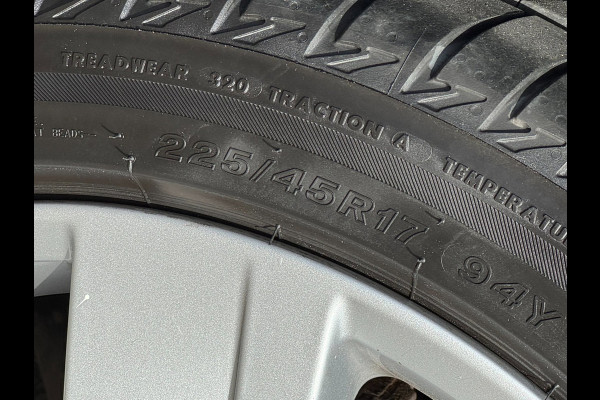 Seat Leon 1.5 TSI FR ACT - Navigatie I Sport pakket I LED I PDC I Sport velgen I Dealer onderhouden