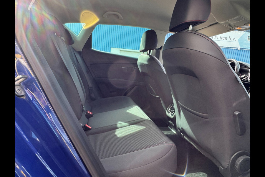 Seat Leon 1.5 TSI FR ACT - Navigatie I Sport pakket I LED I PDC I Sport velgen I Dealer onderhouden