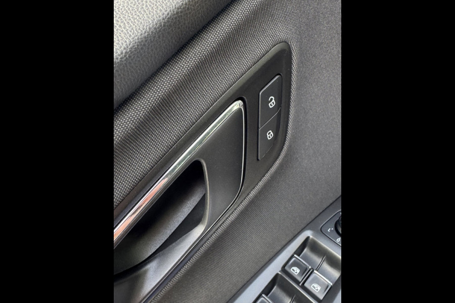 Seat Leon 1.5 TSI FR ACT - Navigatie I Sport pakket I LED I PDC I Sport velgen I Dealer onderhouden