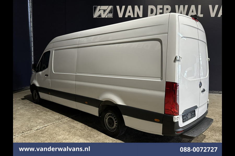 Mercedes-Benz Sprinter 317 CDI 170pk L3H2 Euro6 Airco | Camera | Apple Carplay | Cruisecontrol | Chauffeursstoel Android Auto, Stoelverwarming, Bijrijdersbank