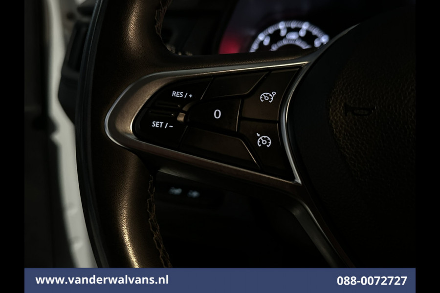 Renault Trafic 2.0 dCi 131pk L2H1 Euro6 Airco | Camera | Navigatie | Cruisecontrol | LED | Parkeersensoren Bijrijdersbank, 2500kg trekvermogen
