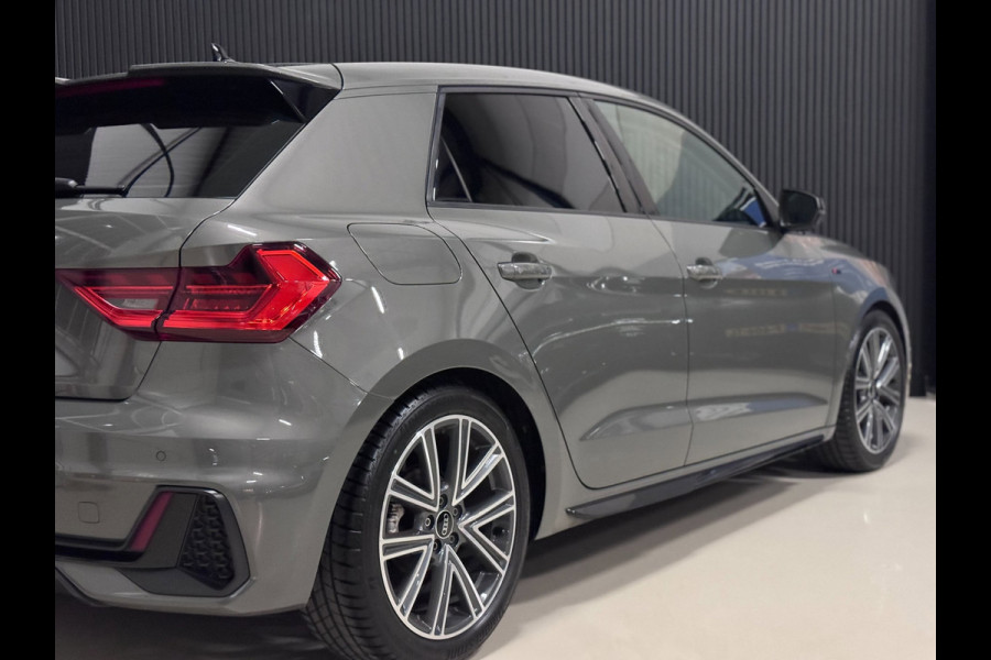 Audi A1 Sportback 30 TFSI 3X S-LINE | LED | CAMERA | CARPLAY | STOELVERW.