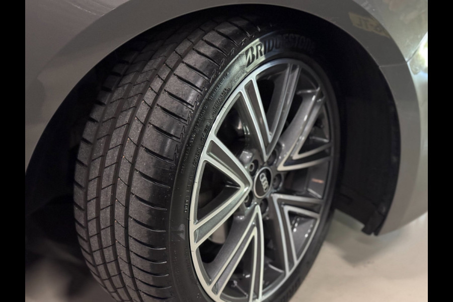 Audi A1 Sportback 30 TFSI 3X S-LINE | LED | CAMERA | CARPLAY | STOELVERW.