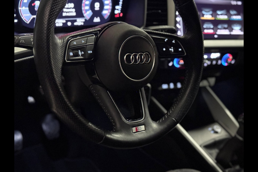 Audi A1 Sportback 30 TFSI 3X S-LINE | LED | CAMERA | CARPLAY | STOELVERW.