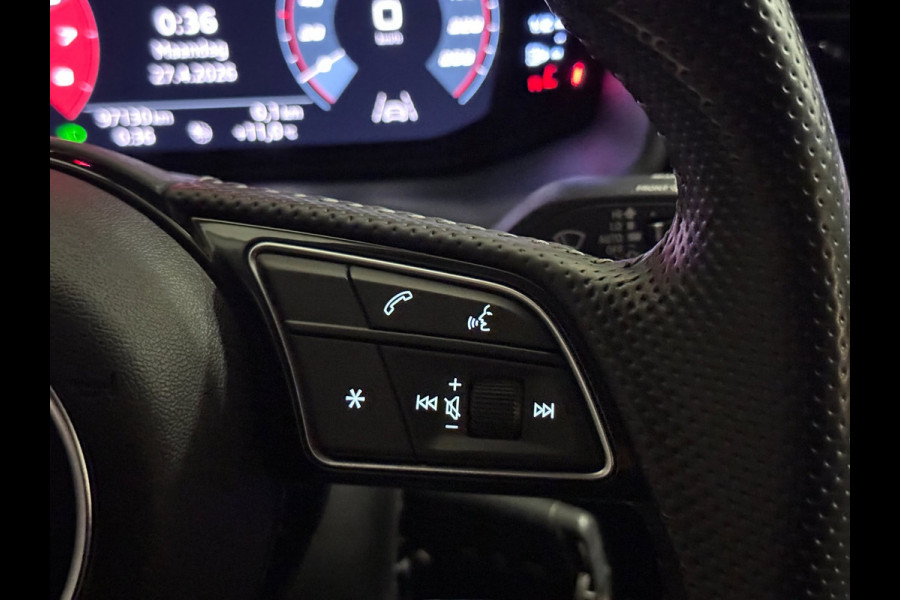 Audi A1 Sportback 30 TFSI 3X S-LINE | LED | CAMERA | CARPLAY | STOELVERW.