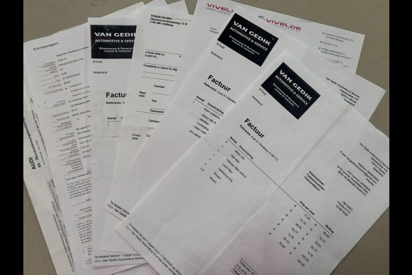 Audi A1 Sportback 30 TFSI 3X S-LINE | LED | CAMERA | CARPLAY | STOELVERW.