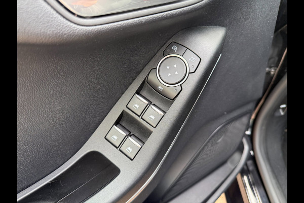 Ford Fiesta 1.1 | Navi | CarPlay | Stoel + Stuur verwarming