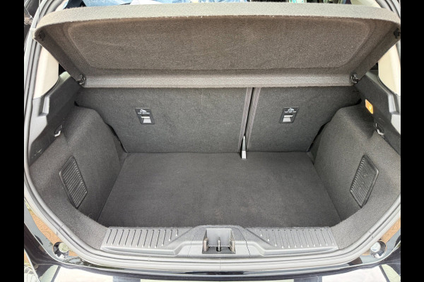 Ford Fiesta 1.1 | Navi | CarPlay | Stoel + Stuur verwarming