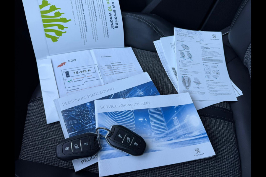 Peugeot 5008 1.2 PureTech Allure NAVI | CAMERA | CARPLAY | TREKHAAK | PDC | NWE APK