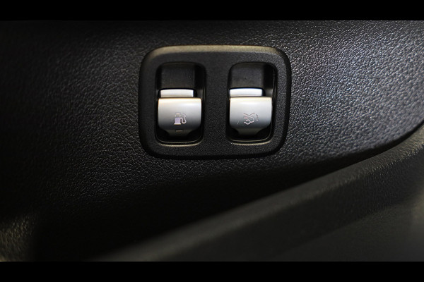 Mercedes-Benz C-Klasse 300 e AMG 63 Look / Massage / Burmester / Head Up / 360 Camera / Acc / Elek Stoelen / Open Pano / 20 Inch