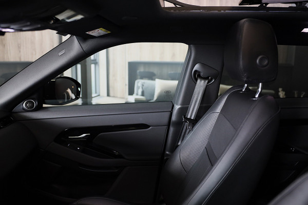 Land Rover Range Rover Evoque 1.5 P270e PHEV AWD Dynamic HSE / Memory / Acc / Lane Assist / Leder / MERIDIAN / 360 Camera / Pano