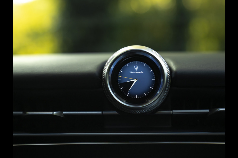 Maserati Grecale 3.0 V6 Trofeo 530pk | 2e eig | Carbon Pack | Pano-dak | Sonus Faber | NL-auto