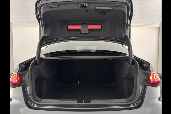 Audi A3 Limousine 30 TFSI Advanced edition (INCL.BTW) Aut. *FULL-LED | ADAPTIVE-CRUISE | DIGI-COCKPIT | SPORT-SEATS | NAVI-FULLMAP | PRIVACY-GLASS | SHIFT-PADDLES | DAB | ECC | PDC | 19''ALU*