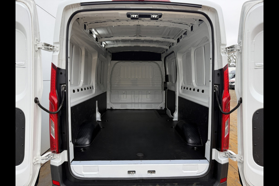 Maxus eDeliver 9 72kWh Nieuw Elektrisch 72kWh 280km WLTP L3H2 204PK ACC Stoelverwarming Snelladen LED Airco BPM Vrij