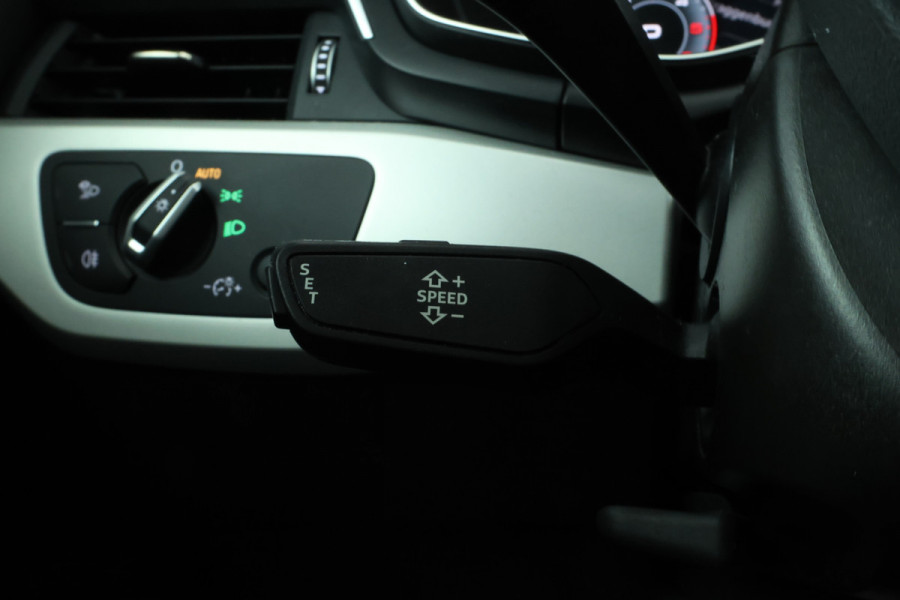 Audi A4 Avant 35 TDI Advanced Edition Electrische Trekhaak! Automaat, Volleder, Virtual, Apple Carplay