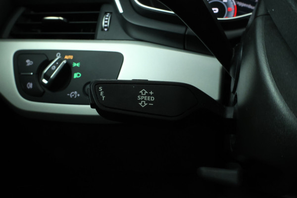 Audi A4 Avant 35 TDI Advanced Edition Electrische Trekhaak! Automaat, Volleder, Virtual, Apple Carplay