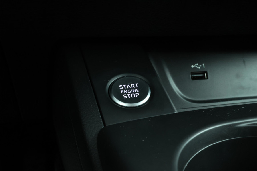 Audi A4 Avant 35 TDI Advanced Edition Electrische Trekhaak! Automaat, Volleder, Virtual, Apple Carplay