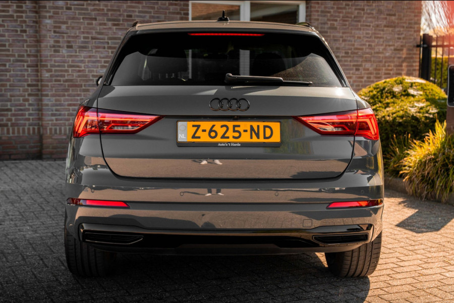 Audi Q3 35 TFSI Pro Line S 150 PK Adaptive Elek.Trekhaak Camera Half/Leer 20''