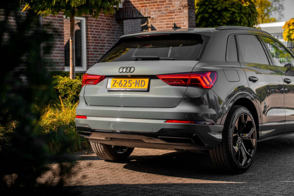 Audi Q3 35 TFSI Pro Line S 150 PK Adaptive Elek.Trekhaak Camera Half/Leer 20''