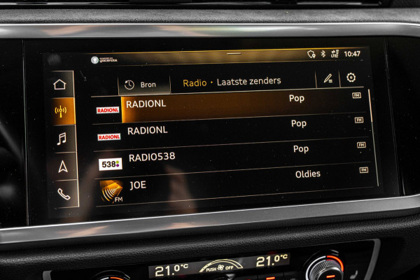 Audi Q3 35 TFSI Pro Line S 150 PK Adaptive Elek.Trekhaak Camera Half/Leer 20''