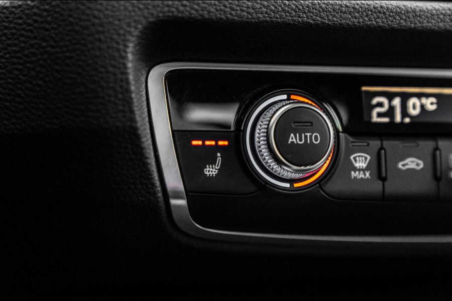 Audi Q3 35 TFSI Pro Line S 150 PK Adaptive Elek.Trekhaak Camera Half/Leer 20''