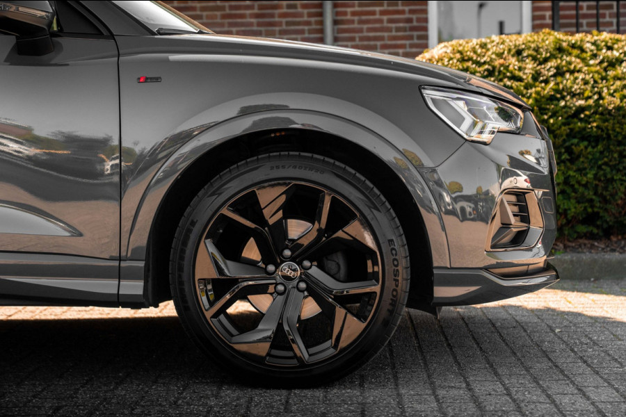 Audi Q3 35 TFSI Pro Line S 150 PK Adaptive Elek.Trekhaak Camera Half/Leer 20''