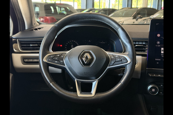 Renault Captur 1.3 TCe 155 Edition One | Pano | 360 | Bose | Stoel&Stuurverwarming | 18" |  Groot Navi | ACC | Dodehoek | 100% onderhouden!