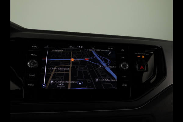 Volkswagen Taigo 1.0 TSI R-Line | DSG Automaat | Camera | Stoelverwarming | Apple Carplay & Android Auto |