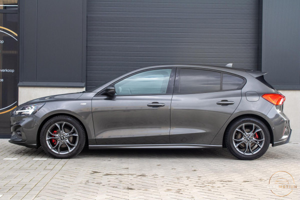 Ford Focus 1.0 EcoBoost ST-Line Camera Keyless Stoelverwarming Carplay Led