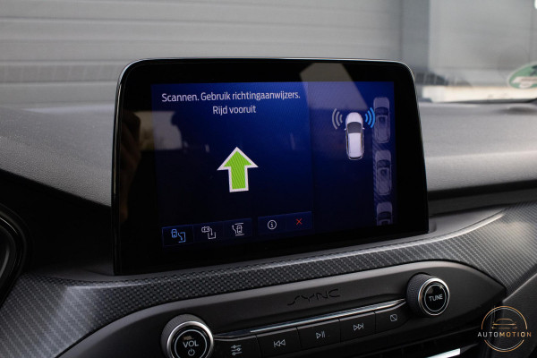 Ford Focus 1.0 EcoBoost ST-Line Camera Keyless Stoelverwarming Carplay Led