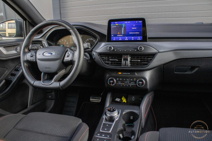 Ford Focus 1.0 EcoBoost ST-Line Camera Keyless Stoelverwarming Carplay Led