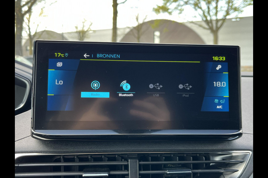 Peugeot 3008 GT PHEV | APPLE CARPLAY | ELEKTRISCHE ACHTERKLEP | CAMERA VOOR + ACHTER | ADAPTIVE CRUISE CONTROL | FOCAL AUDIO | DODEHOEK DETECTIE| RIJKLAARPRIJS INCL. 12 MND BOVAG GARANTIE