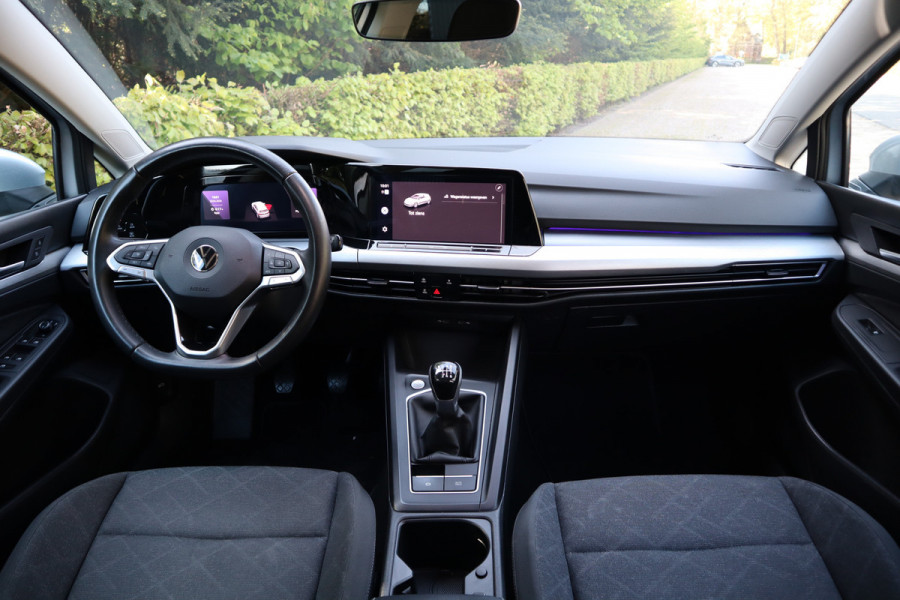 Volkswagen Golf 1.0 TSI Life | Sfeerverlichting | ACC | Carplay |