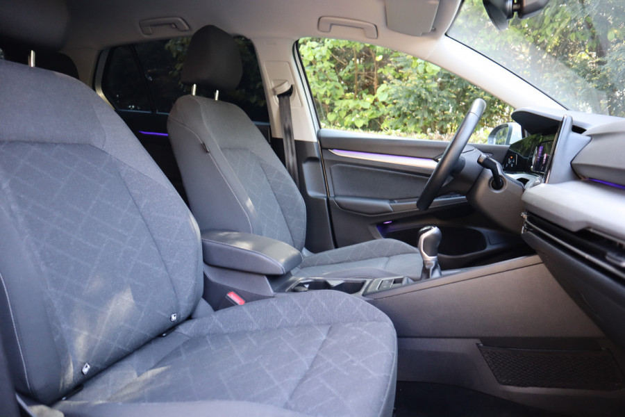 Volkswagen Golf 1.0 TSI Life | Sfeerverlichting | ACC | Carplay |
